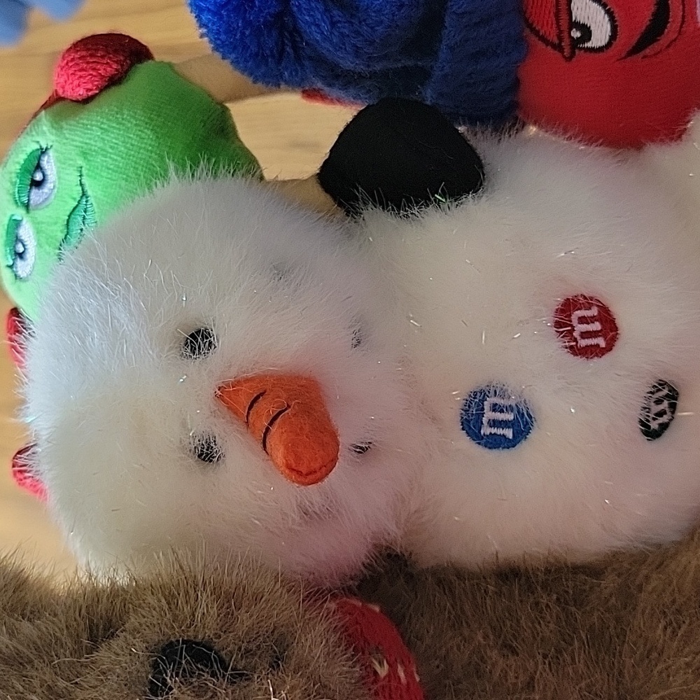 Rare Boyds Bears M&M Snowman Exclusive Brodie with Red & Green 10” Plush New - Picture 10 of 16